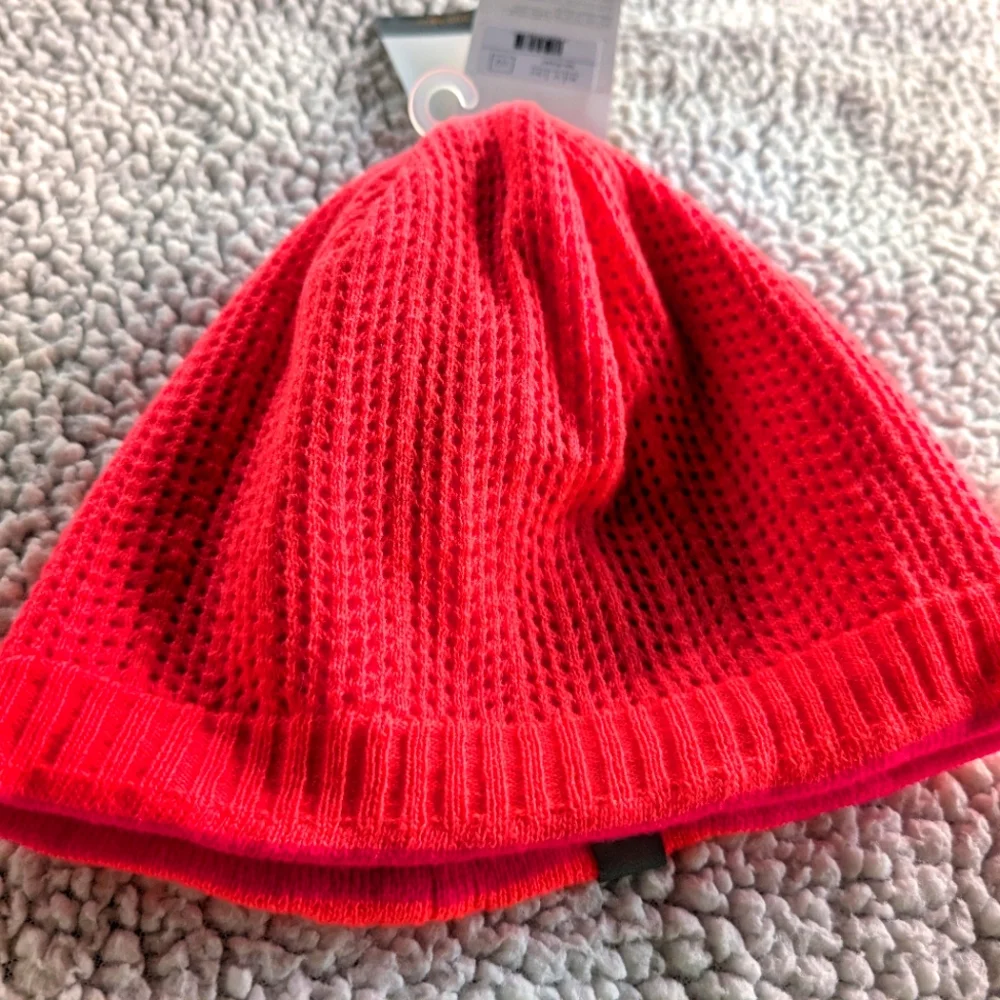 Champion Women's Duo Dry Hat Cap Beanie One Size NWT